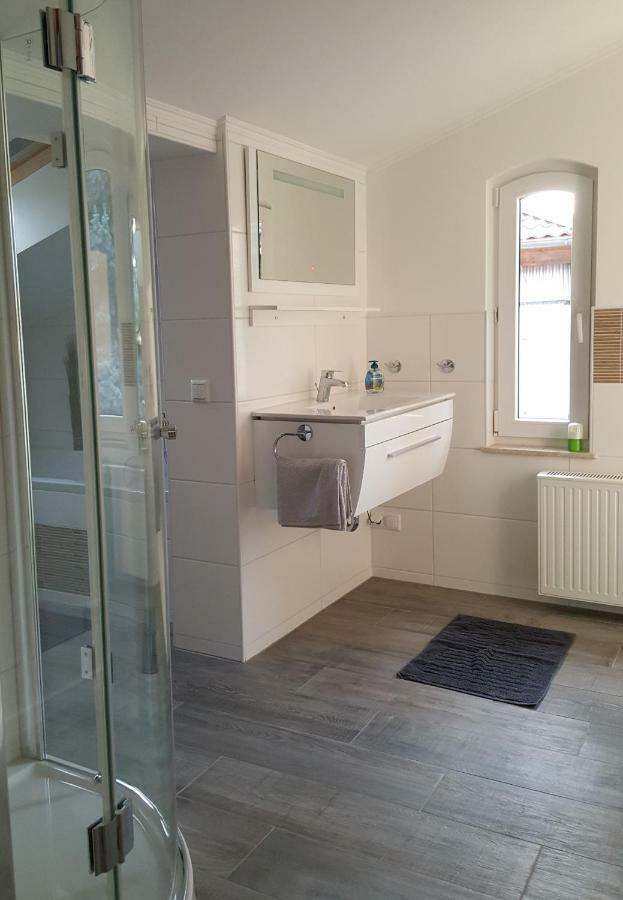 Ferienwohnung "Burgblick" An der Schmucke Bagian luar foto